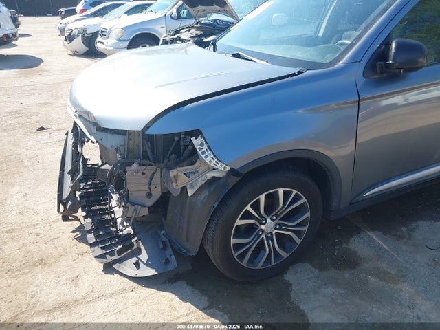 Продаж на аукціоні авто 2018 Mitsubishi Outlander Es, vin: JA4AD2A30JJ002804, номер лоту: 44793670