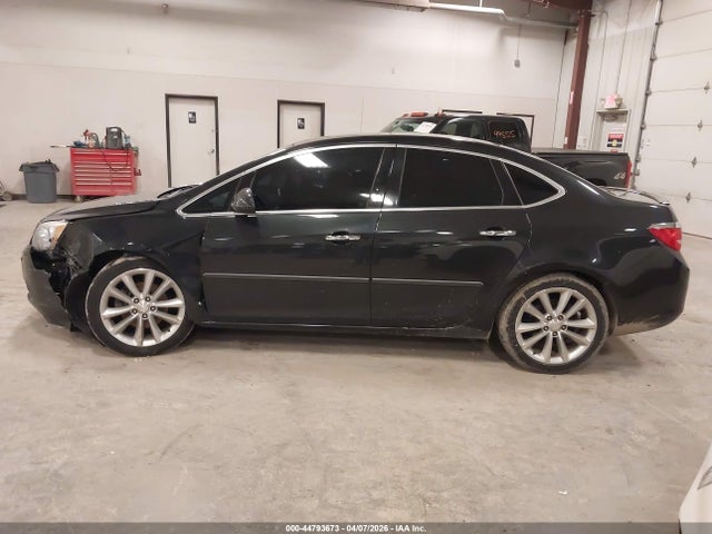 44793673 :رقم المزاد ، 1G4PT5SV4E4196774 vin ، 2014 Buick Verano Premium Group مزاد بيع
