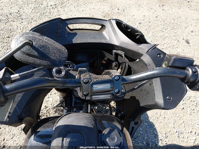 1HD1YXZ15PB074805 Harley-Davidson Fxlrst