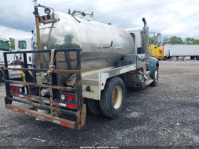 Продаж на аукціоні авто 2014 Peterbilt 337, vin: 2NP2HM6X2EM237797, номер лоту: 44793678