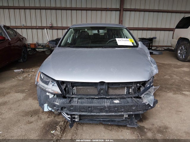 44793688 :رقم المزاد ، 3VW2K7AJ3FM404173 vin ، 2015 Volkswagen Jetta 2.0l S مزاد بيع