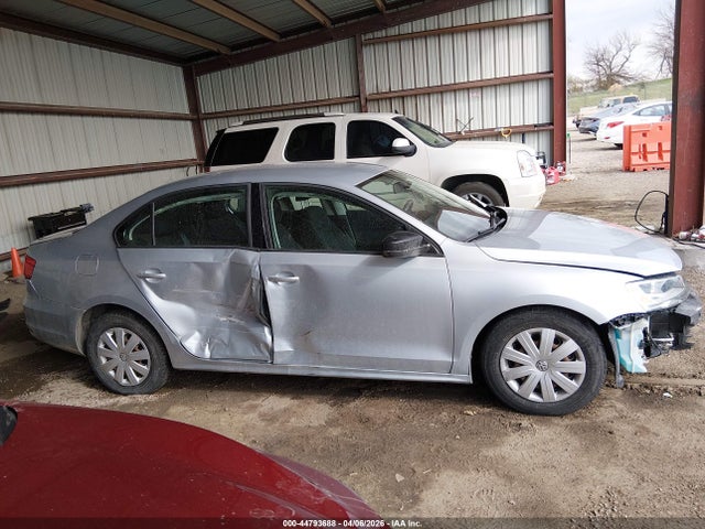 44793688 :رقم المزاد ، 3VW2K7AJ3FM404173 vin ، 2015 Volkswagen Jetta 2.0l S مزاد بيع
