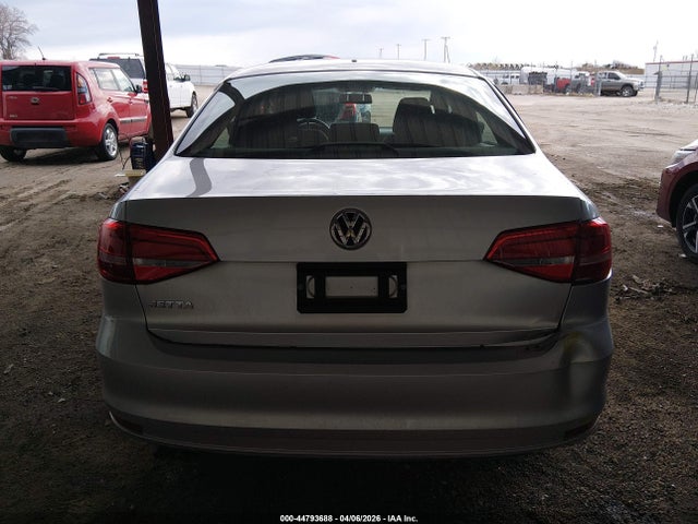 44793688 :رقم المزاد ، 3VW2K7AJ3FM404173 vin ، 2015 Volkswagen Jetta 2.0l S مزاد بيع
