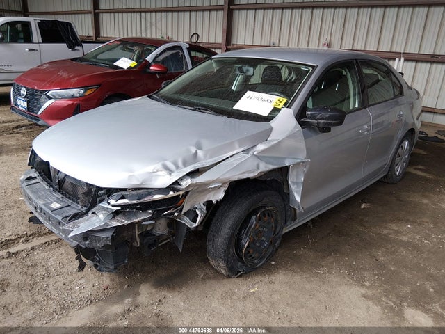 44793688 :رقم المزاد ، 3VW2K7AJ3FM404173 vin ، 2015 Volkswagen Jetta 2.0l S مزاد بيع