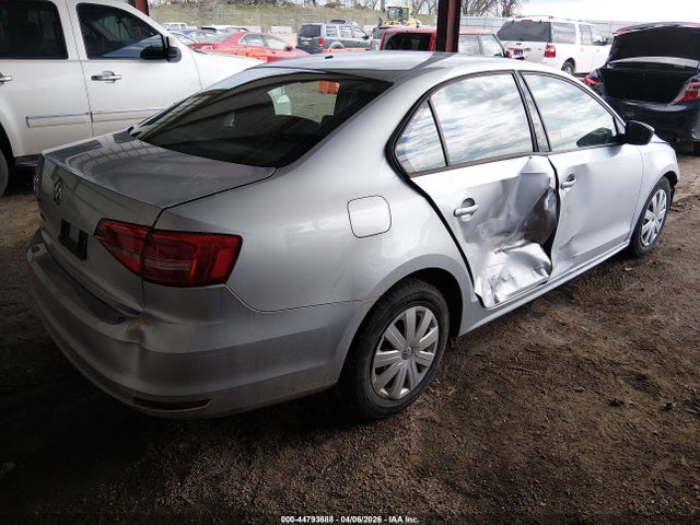 44793688 :رقم المزاد ، 3VW2K7AJ3FM404173 vin ، 2015 Volkswagen Jetta 2.0l S مزاد بيع