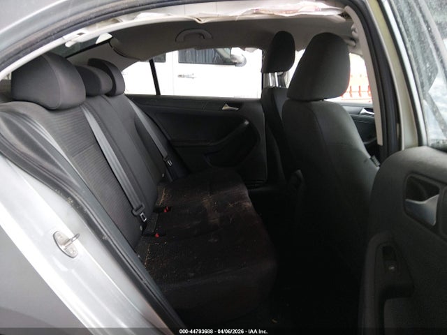 44793688 :رقم المزاد ، 3VW2K7AJ3FM404173 vin ، 2015 Volkswagen Jetta 2.0l S مزاد بيع