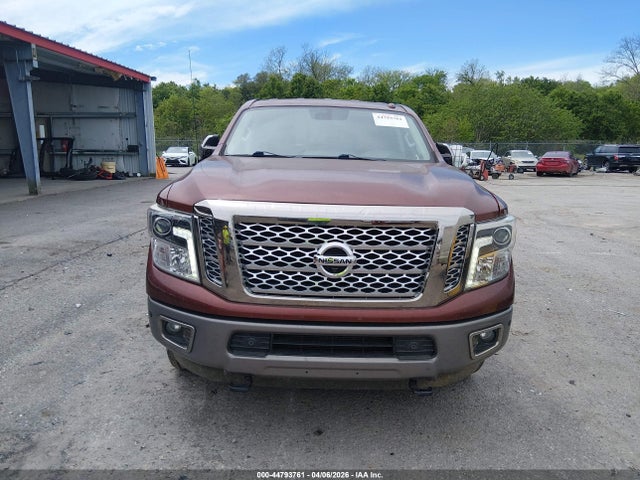 2018 Nissan Titan Xd Platinum Reserve Diesel მანქანა იყიდება აუქციონზე, vin: 1N6BA1F49JN519961, აუქციონის ნომერი: 44793761