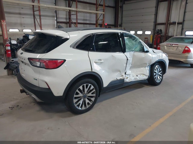 Продажа на аукционе авто 2020 Ford Escape Titanium, vin: 1FMCU9J9XLUB48538, номер лота: 44793774