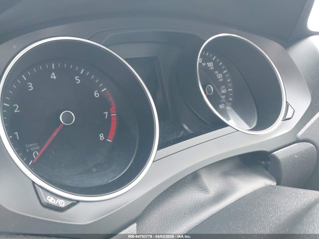 44793779 :رقم المزاد ، 3VW2B7AJ5HM276554 vin ، 2017 Volkswagen Jetta 1.4t S مزاد بيع