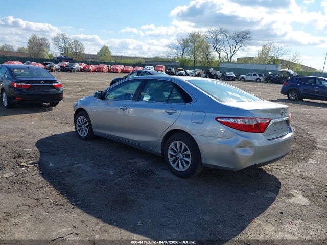 Продажа на аукционе авто 2017 Toyota Camry Le, vin: 4T1BF1FK2HU383767, номер лота: 44793802