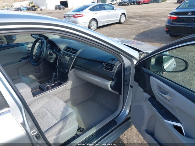 Продажа на аукционе авто 2017 Toyota Camry Le, vin: 4T1BF1FK2HU383767, номер лота: 44793802