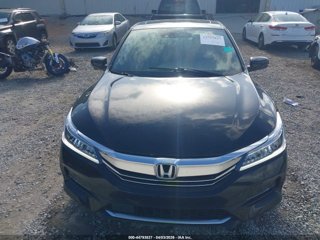 1HGCR3F95HA004983 Honda Accord Touring V6