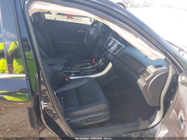 1HGCR3F95HA004983 Honda Accord Touring V6