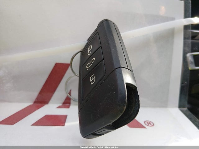2020 Volkswagen Jetta 1.4t R-line/1.4t S/1.4t Se მანქანა იყიდება აუქციონზე, vin: 3VWCB7BU0LM067194, აუქციონის ნომერი: 44793840