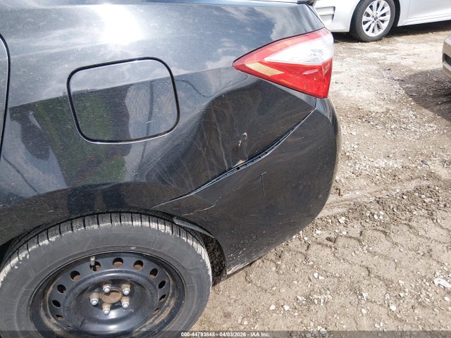 44793848 :رقم المزاد ، 2T1BURHE4FC293644 vin ، 2015 Toyota Corolla S مزاد بيع