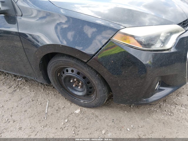 44793848 :رقم المزاد ، 2T1BURHE4FC293644 vin ، 2015 Toyota Corolla S مزاد بيع
