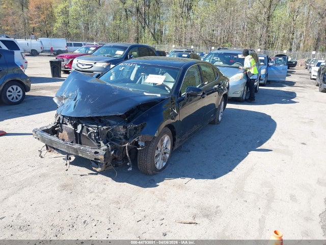 44793851 :رقم المزاد ، JTHBW1GG8E2053913 vin ، 2014 Lexus Es 300h مزاد بيع