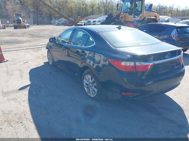 44793851 :رقم المزاد ، JTHBW1GG8E2053913 vin ، 2014 Lexus Es 300h مزاد بيع