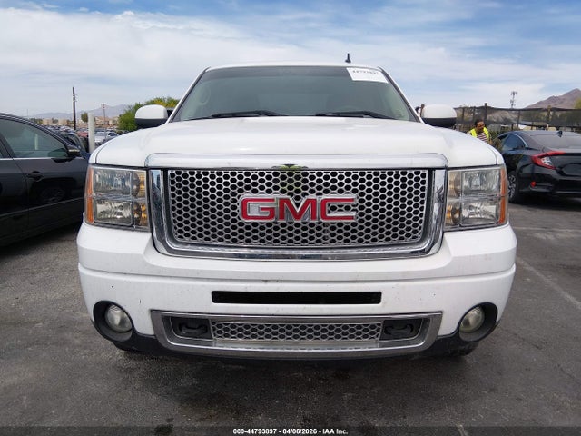 44793897 :رقم المزاد ، 2GTEK638281332770 vin ، 2008 Gmc Sierra 1500 Denali مزاد بيع