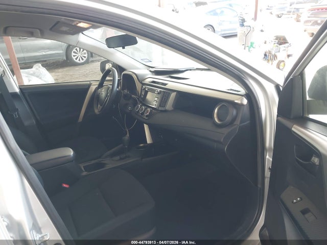 Продаж на аукціоні авто 2015 Toyota Rav4 Le, vin: JTMZFREV5FJ040754, номер лоту: 44793913