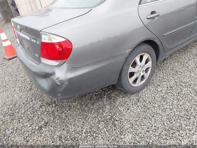 2005 Toyota Camry Xle V6 მანქანა იყიდება აუქციონზე, vin: JTDBF30K050160378, აუქციონის ნომერი: 44793914