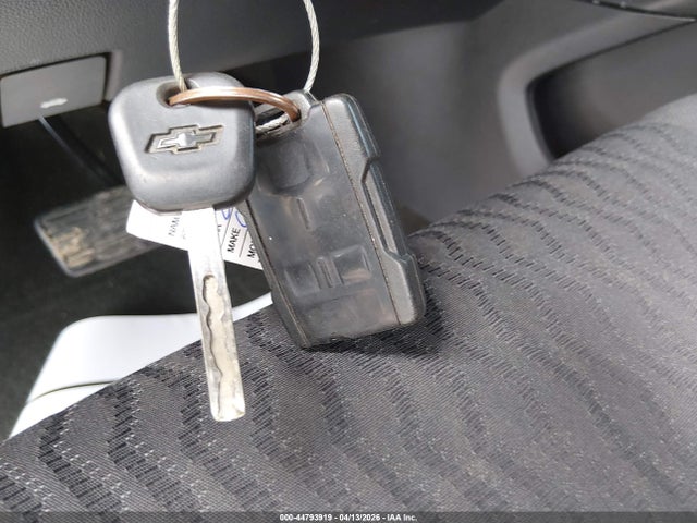 Продажа на аукционе авто 2016 Chevrolet Suburban Ls, vin: 1GNSCGKC1GR243104, номер лота: 44793919