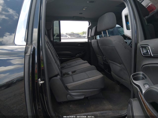 Продажа на аукционе авто 2016 Chevrolet Suburban Ls, vin: 1GNSCGKC1GR243104, номер лота: 44793919