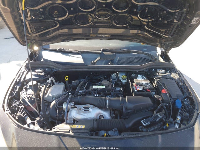 44793924 :رقم المزاد ، WDDSJ4EB6FN181176 vin ، 2015 Mercedes-benz Cla 250 مزاد بيع