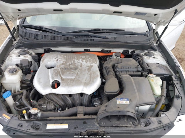 Hyundai SONATA HYBRID 2015 KMHEC4A45FA139710 Image 10