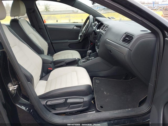 2016 Volkswagen Jetta 1.8t Sport მანქანა იყიდება აუქციონზე, vin: 3VWD17AJXGM303158, აუქციონის ნომერი: 44793959