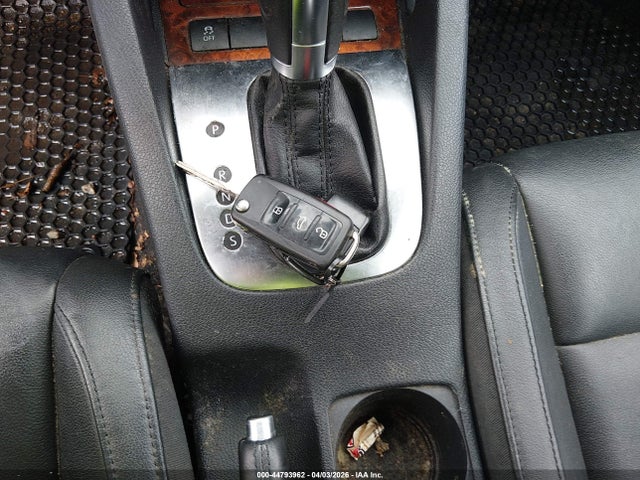 44793962 :رقم المزاد ، WVWFW7AH2CV018366 vin ، 2012 Volkswagen Eos Lux مزاد بيع