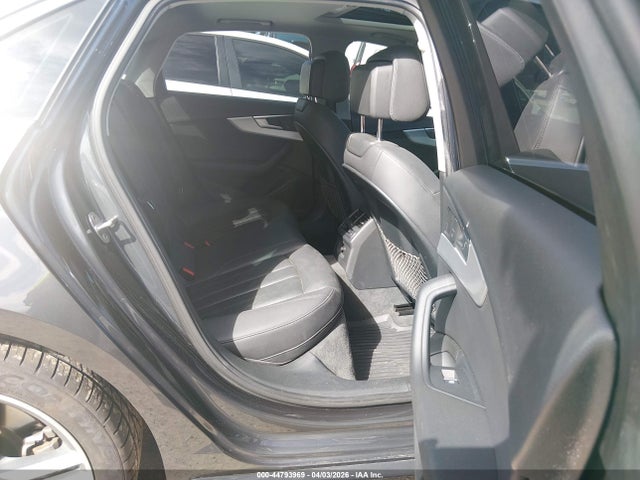 2017 AUDI A4 WAUENAF42HN028952 Photo 7