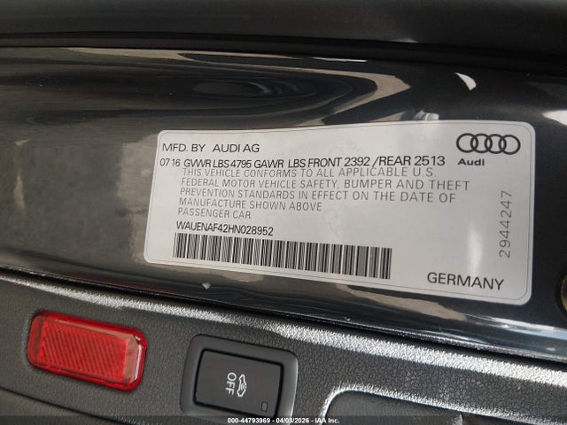 2017 AUDI A4 WAUENAF42HN028952 Photo 8