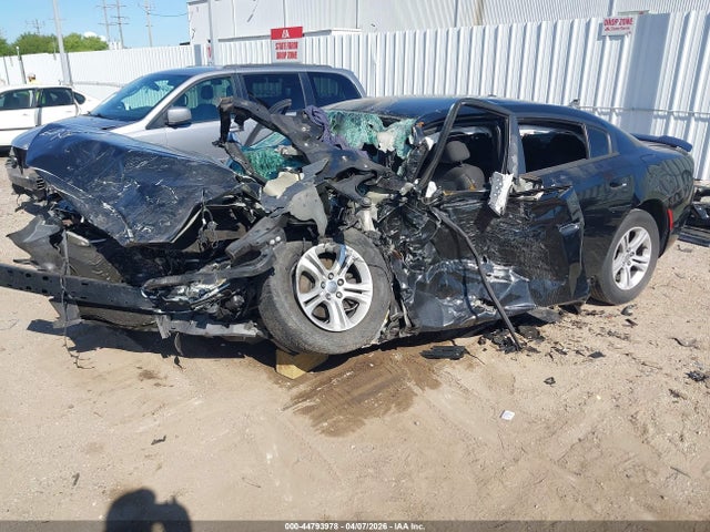 44793978 :رقم المزاد ، 2C3CDXBG6JH239140 vin ، 2018 Dodge Charger Sxt Rwd مزاد بيع