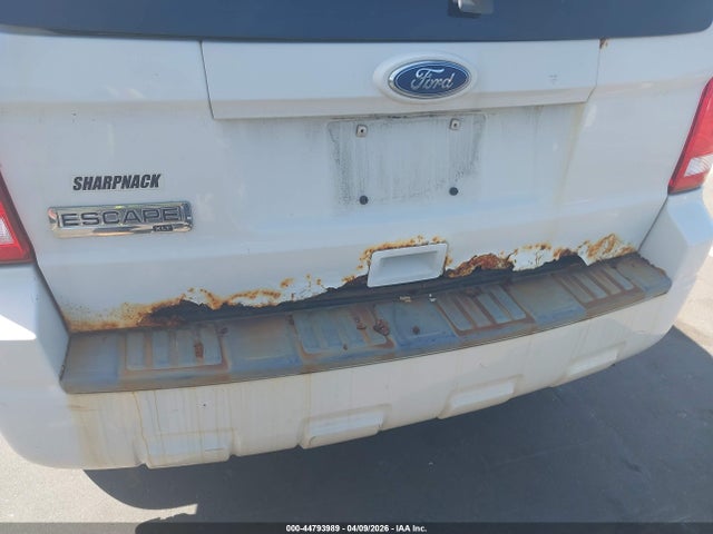 2010 FORD ESCAPE 1FMCU9D77AKC65688 Photo 5