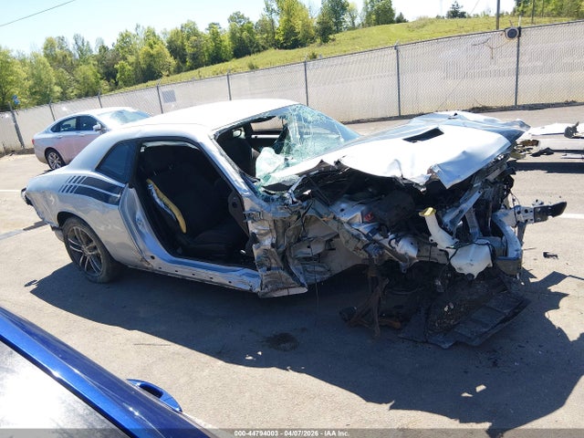 Продаж на аукціоні авто 2019 Dodge Challenger Sxt Awd, vin: 2C3CDZGG5KH717358, номер лоту: 44794003