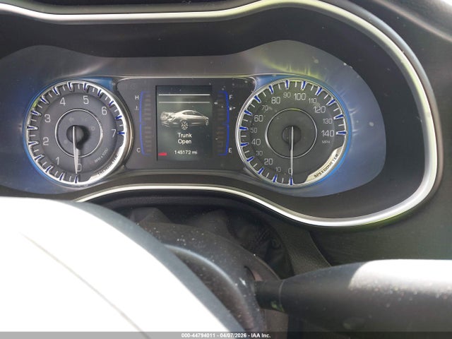 44794011 :رقم المزاد ، 1C3CCCABXFN606170 vin ، 2015 Chrysler 200 Limited مزاد بيع