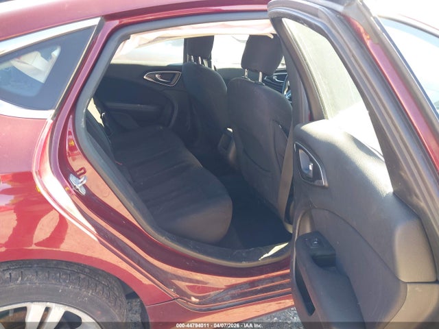 44794011 :رقم المزاد ، 1C3CCCABXFN606170 vin ، 2015 Chrysler 200 Limited مزاد بيع