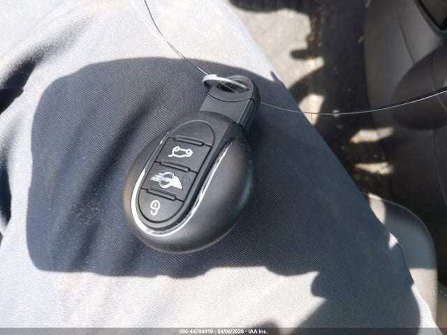 44794019 :رقم المزاد ، WMWXU3C52G2D31091 vin ، 2016 Mini Hardtop Cooper S مزاد بيع