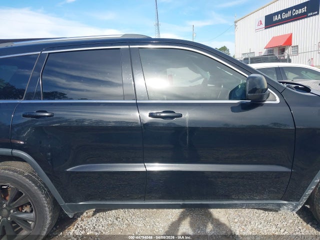 1C4RJFAG2HC885444 Jeep Grand Cherokee Laredo 4x4
