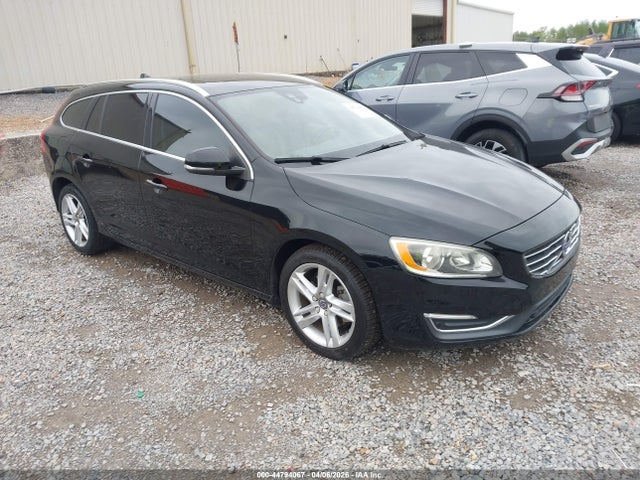 2015 VOLVO V60 YV140MEK8F1256466