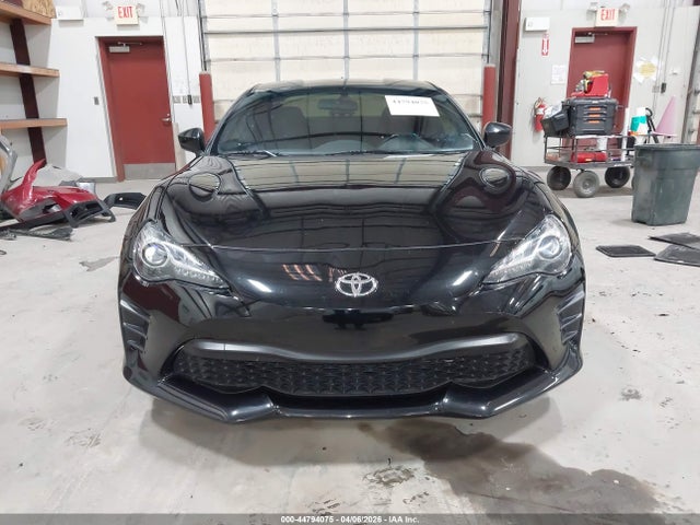 JF1ZNAA13H8709076 Toyota 86