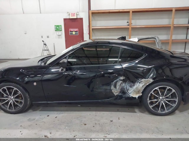 JF1ZNAA13H8709076 Toyota 86