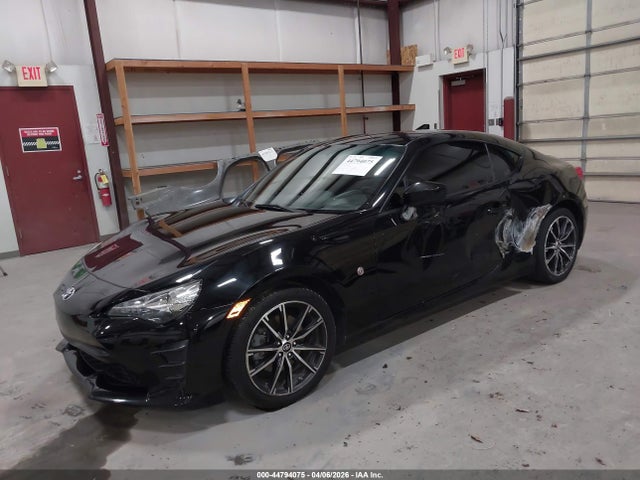 JF1ZNAA13H8709076 Toyota 86