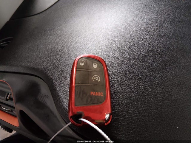 2021 Jeep Renegade Upland 4x4 მანქანა იყიდება აუქციონზე, vin: ZACNJDAB9MPM27393, აუქციონის ნომერი: 44794085