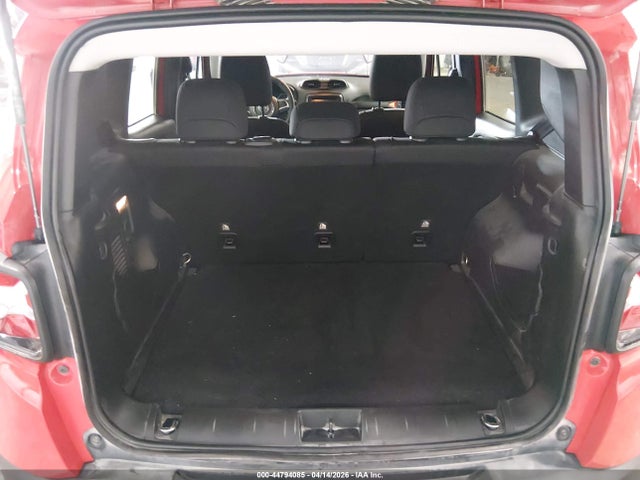 2021 Jeep Renegade Upland 4x4 მანქანა იყიდება აუქციონზე, vin: ZACNJDAB9MPM27393, აუქციონის ნომერი: 44794085