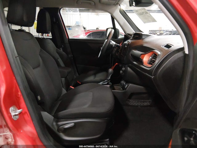 2021 Jeep Renegade Upland 4x4 მანქანა იყიდება აუქციონზე, vin: ZACNJDAB9MPM27393, აუქციონის ნომერი: 44794085