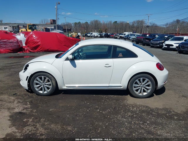 Продаж на аукціоні авто 2012 Volkswagen Beetle 2.5l, vin: 3VWJP7AT3CM631857, номер лоту: 44794103