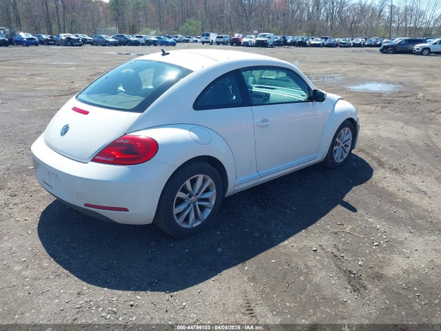 Продаж на аукціоні авто 2012 Volkswagen Beetle 2.5l, vin: 3VWJP7AT3CM631857, номер лоту: 44794103