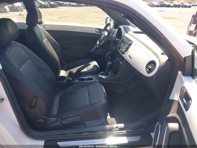 Продаж на аукціоні авто 2012 Volkswagen Beetle 2.5l, vin: 3VWJP7AT3CM631857, номер лоту: 44794103